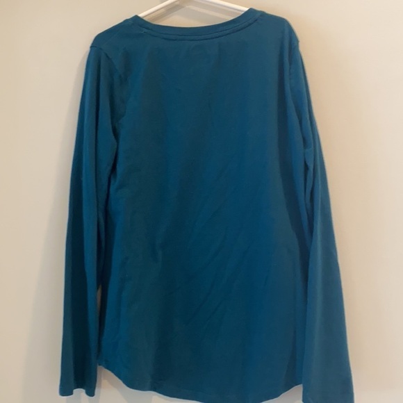 Cat & Jack flippy sequin long sleeve t-shirt. Size large.  Set of 2 - Picture 5 of 11